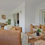 2 Bedroom In Medina Garden - Puerto Banus *
