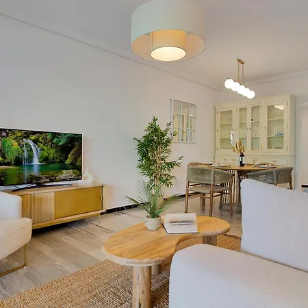 2 Bedroom In Medina Garden - Puerto Banus Appartement Marbellac