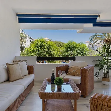 2 Bedroom In Medina Garden - Puerto Banus Marbellac