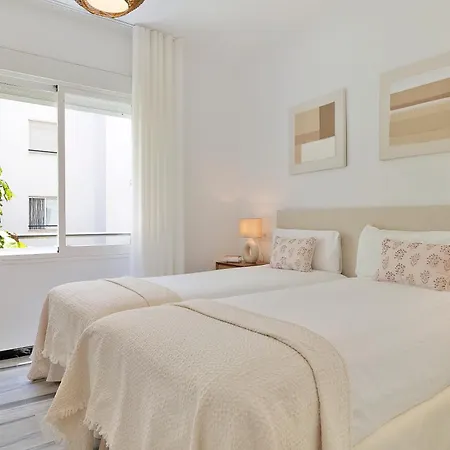 2 Bedroom In Medina Garden - Puerto Banus Apartment Marbella