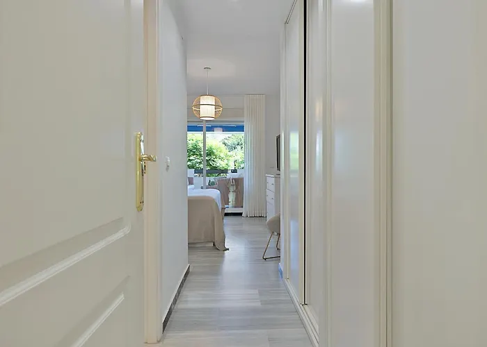 2 Bedroom In Medina Garden - Puerto Banus * Marbella