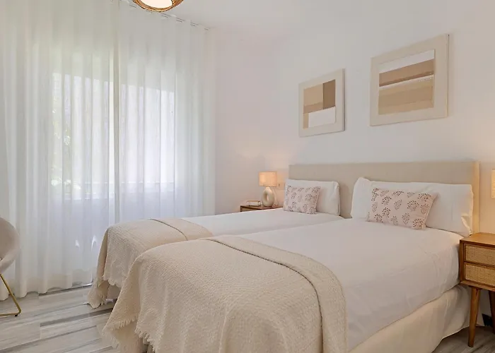 2 Bedroom In Medina Garden - Puerto Banus * Marbella