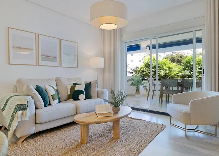 2 Bedroom In Medina Garden - Puerto Banus Apartment Marbella