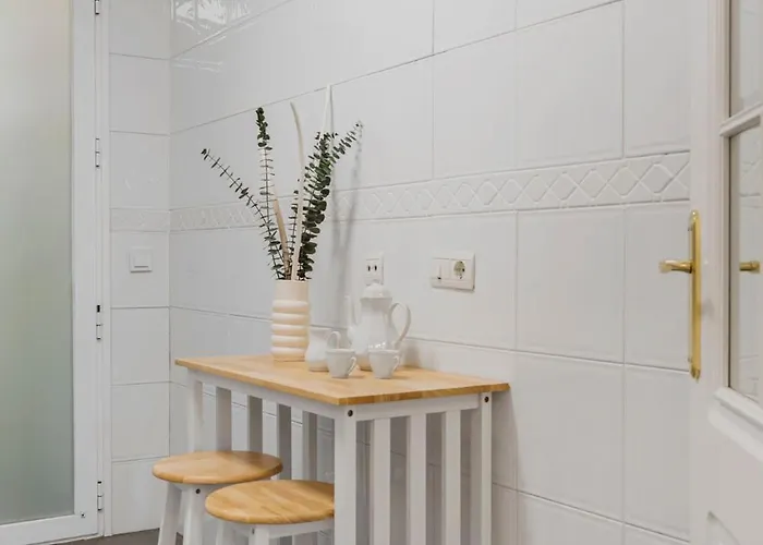 2 Bedroom In Medina Garden - Puerto Banus * Marbella