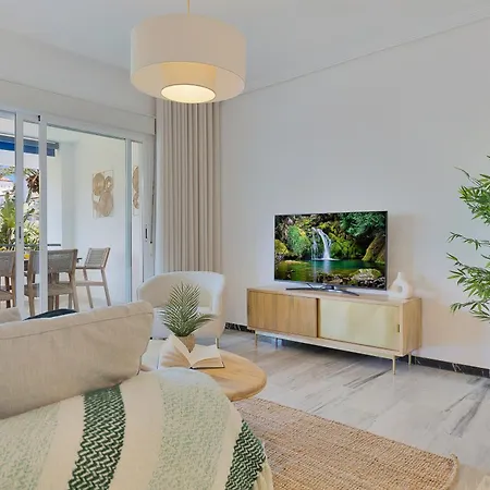2 Bedroom In Medina Garden - Puerto Banus