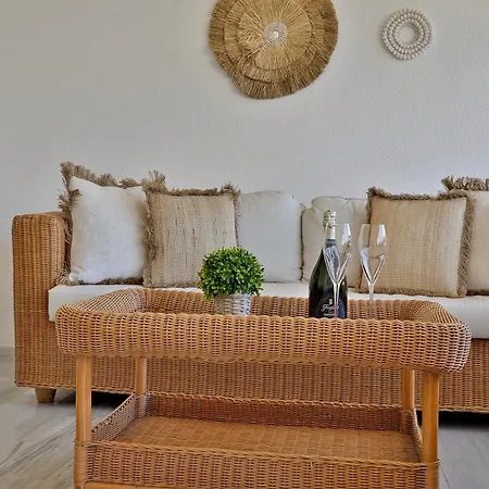 2 Bedroom In Medina Garden - Puerto Banus Apartment