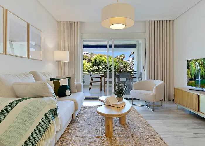 2 Bedroom In Medina Garden - Puerto Banus Apartman *