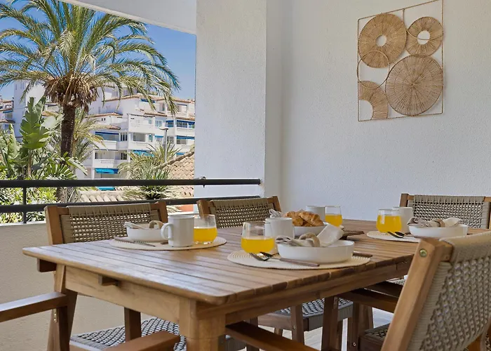 2 Bedroom In Medina Garden - Puerto Banus *