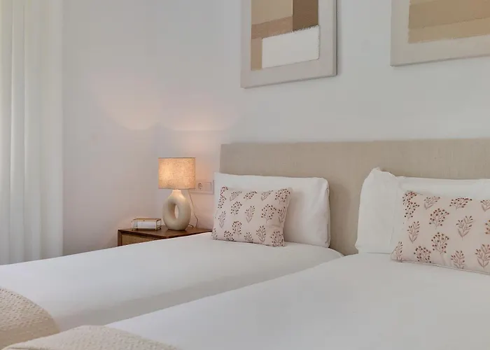 2 Bedroom In Medina Garden - Puerto Banus Marbella