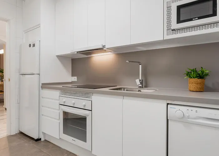 Apartman 2 Bedroom In Medina Garden - Puerto Banus